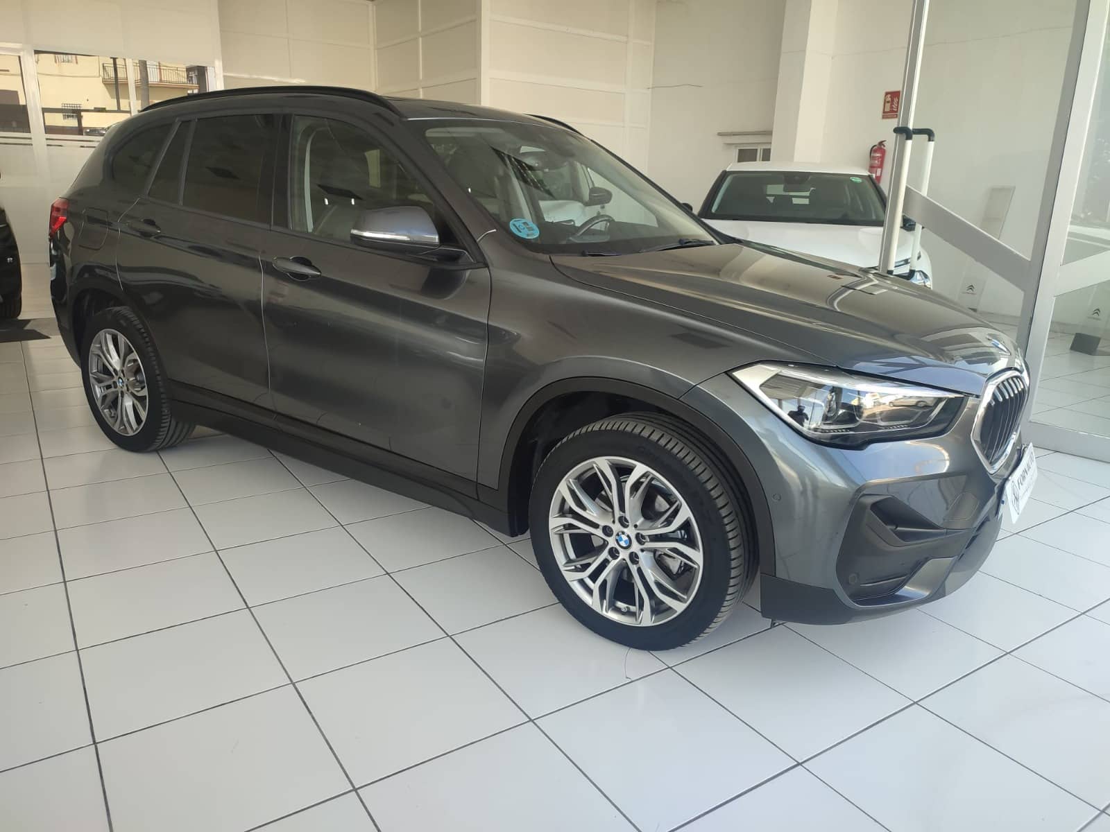 BMW X1 Advantage 1.8i 140 CV Automático