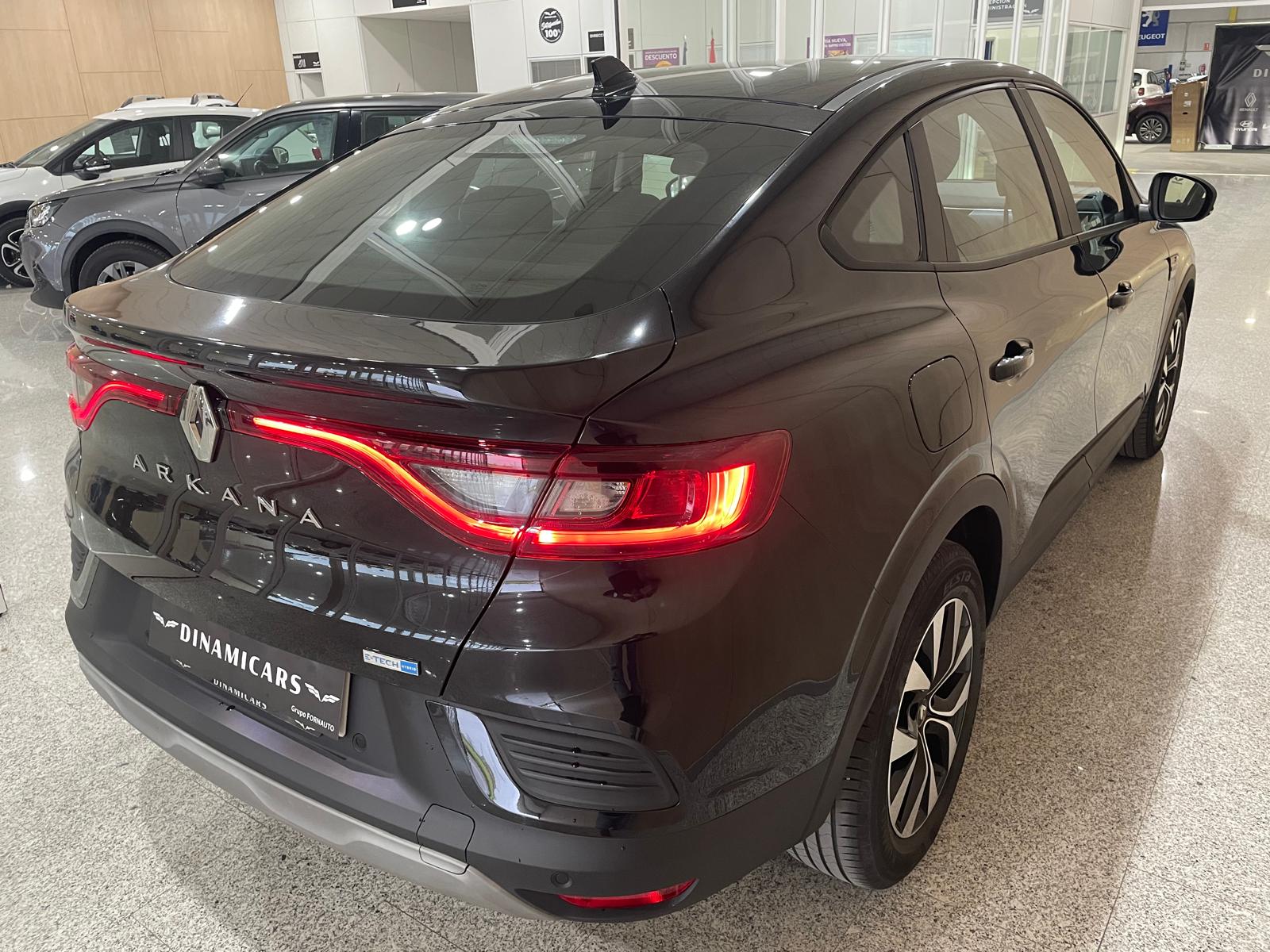 Renault Arkana Negro