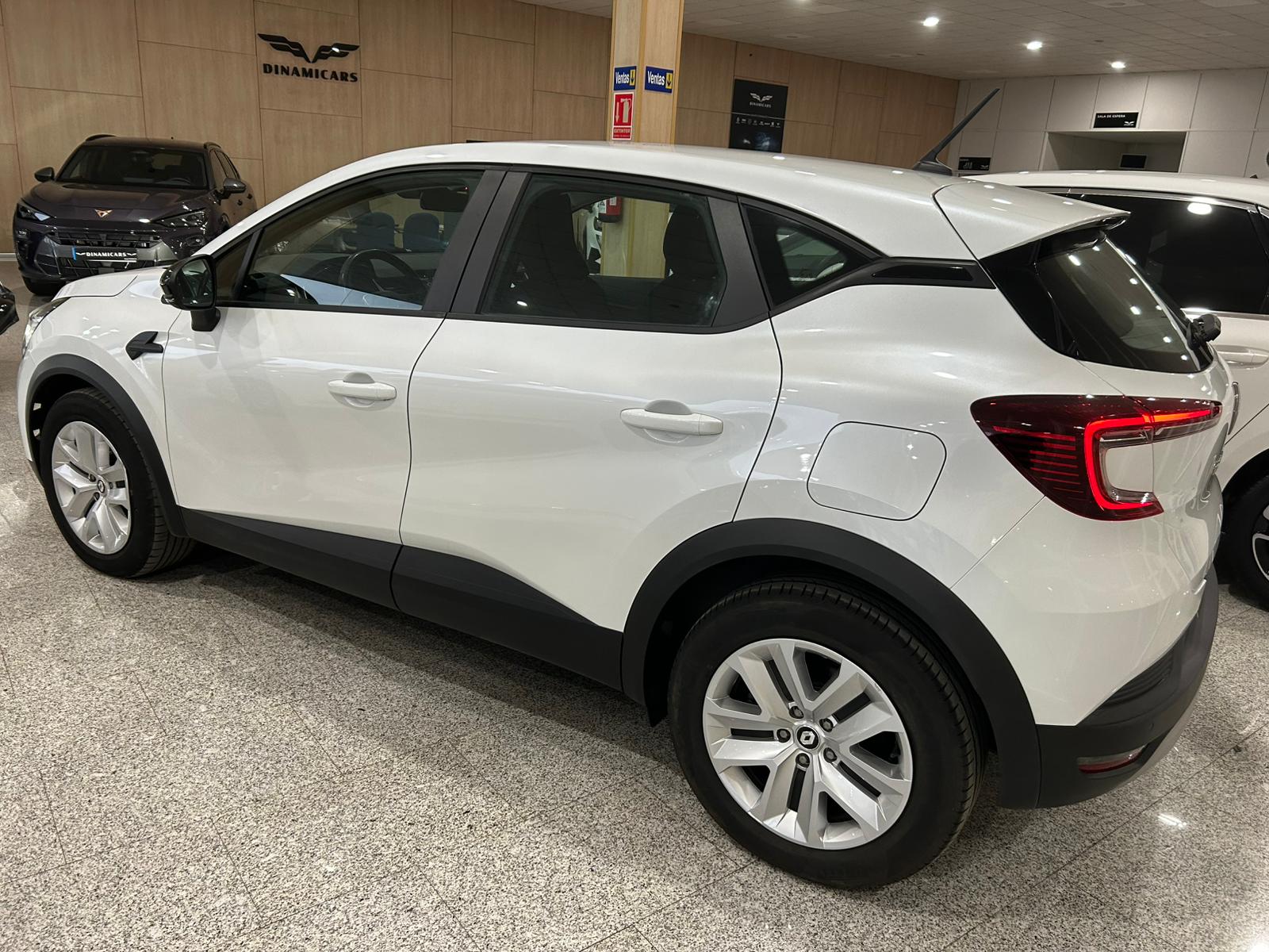 RENAULT CAPTUR
