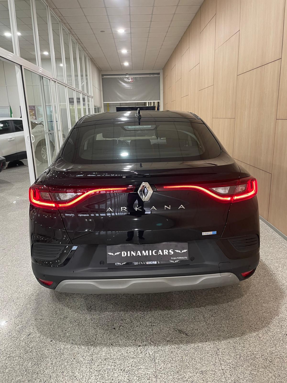Renault Arkana Negro Parte Trasera