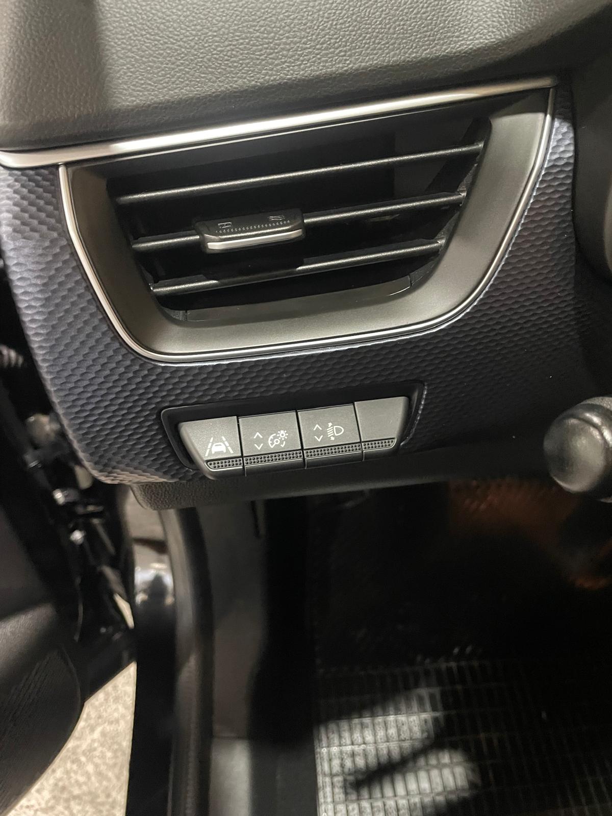 Renault Arkana Botones ADAS