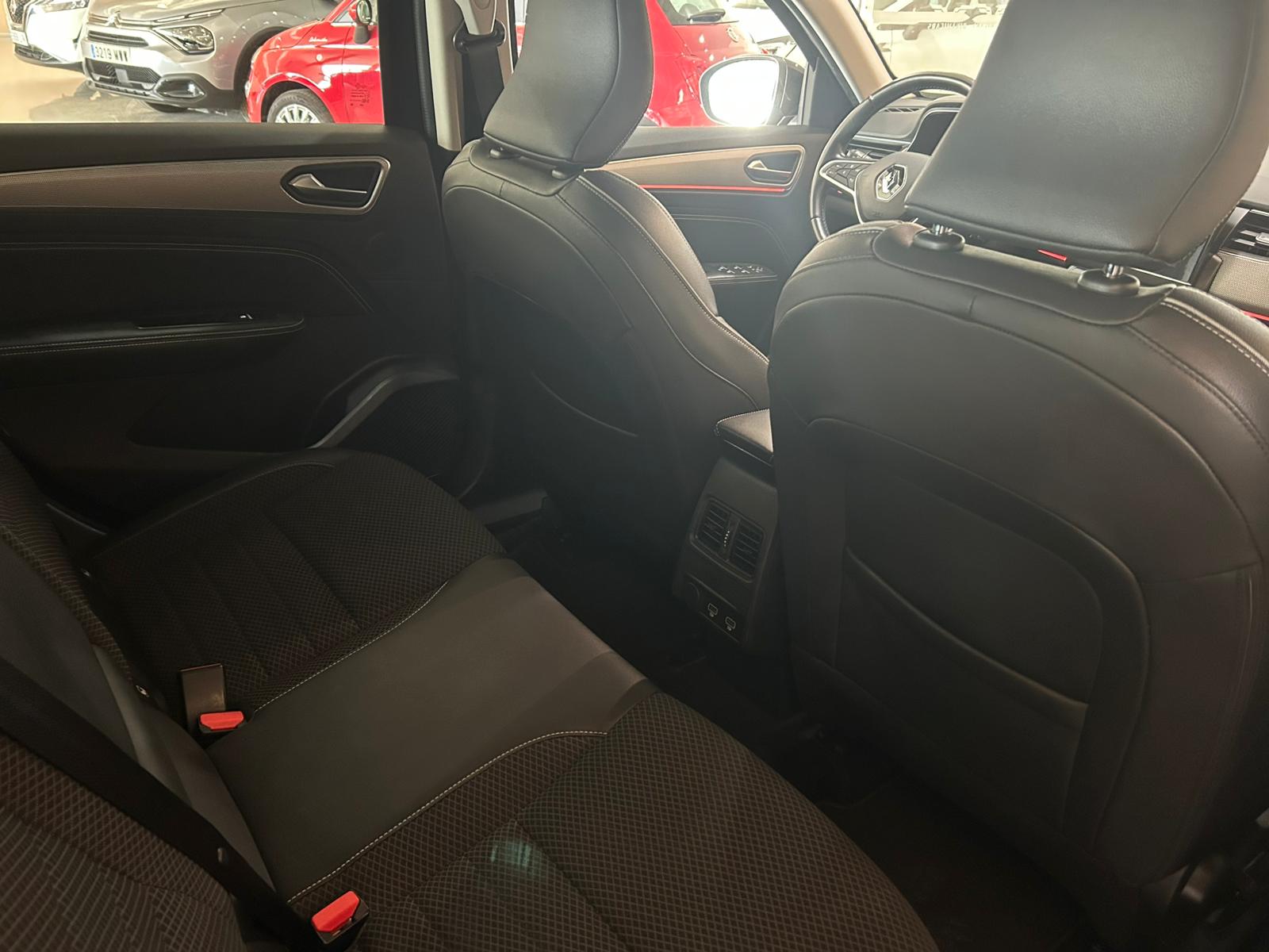 Renault Arkana asientos traseros