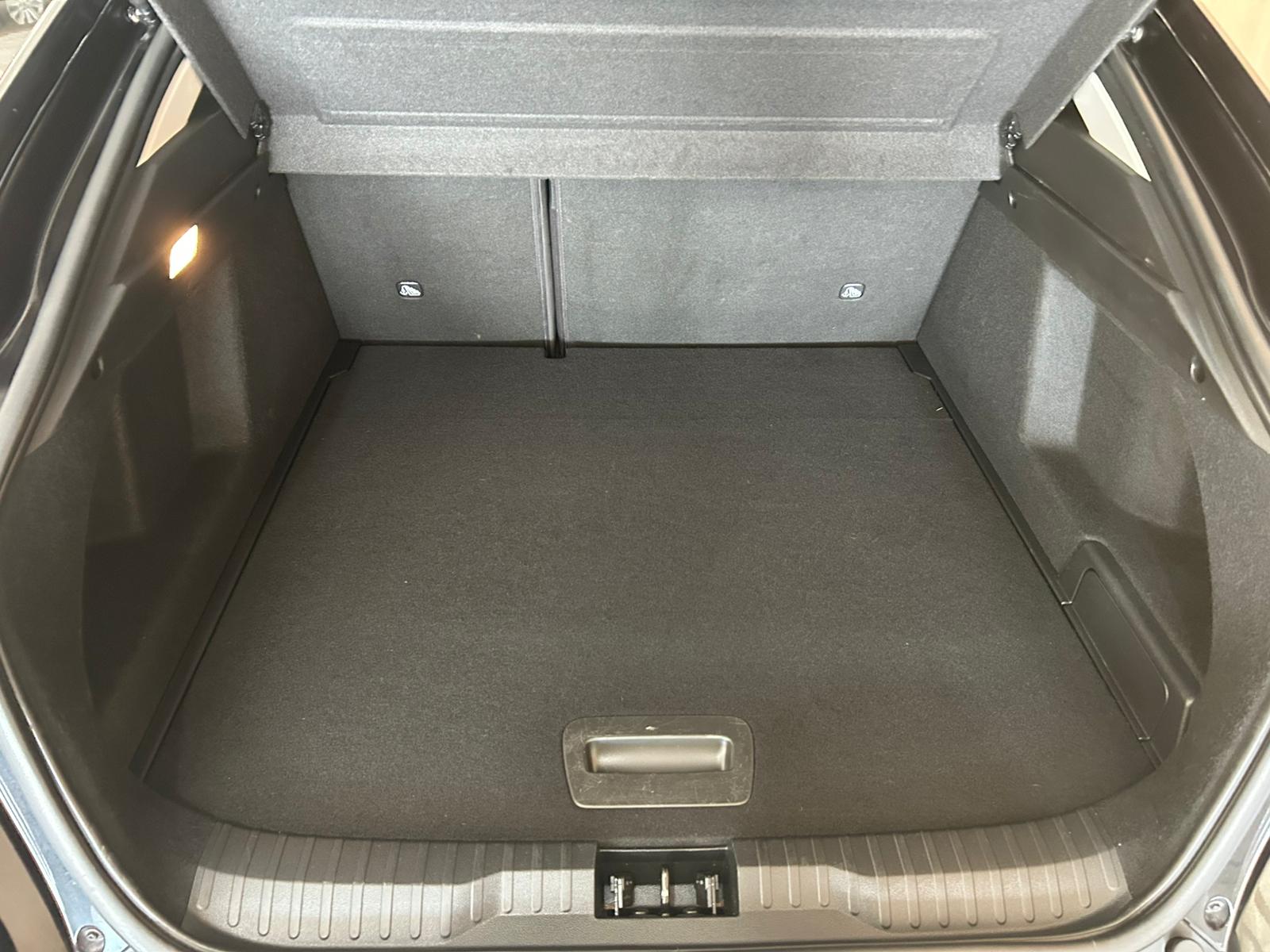 Renault Arkana interior maletero