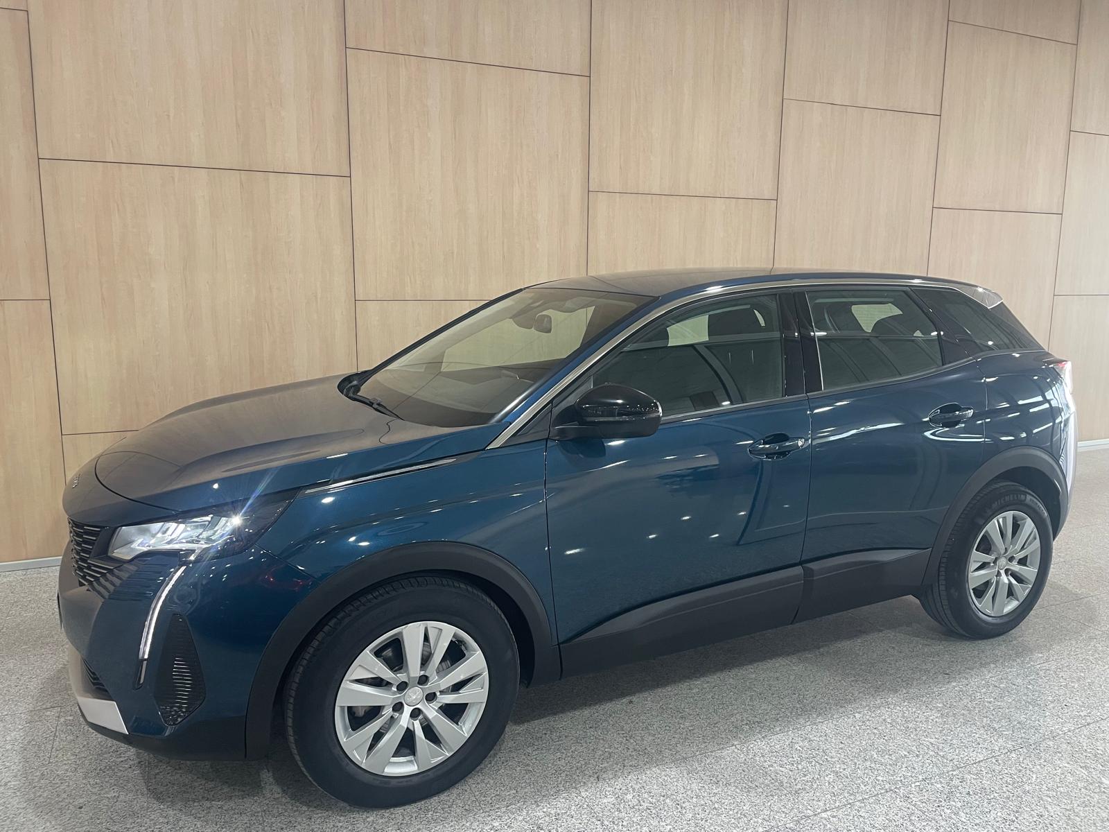 PEUGEOT 3008 1.5 Blue HDI 96 KW 130 CV Active Pack