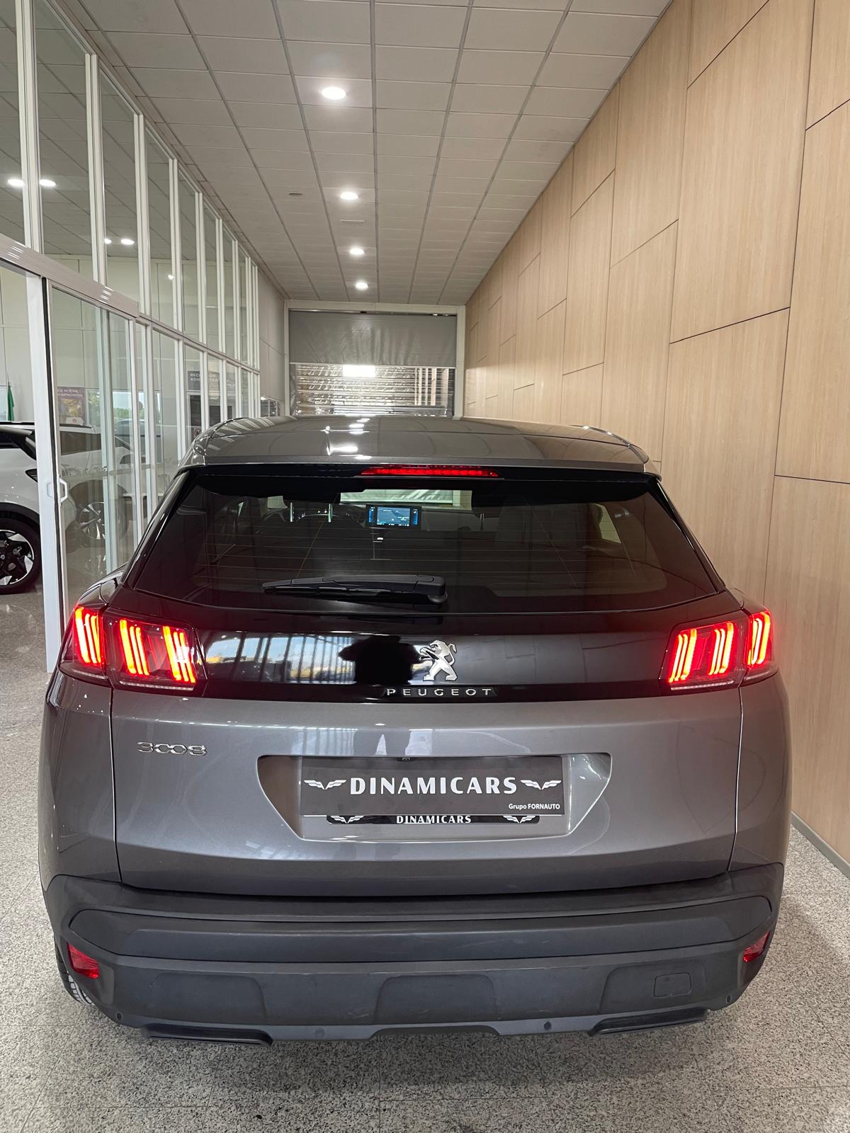PEUGEOT 3008 ACTIVE PACK 1.5CC BLUEHDI 130CV AUTOMATICO