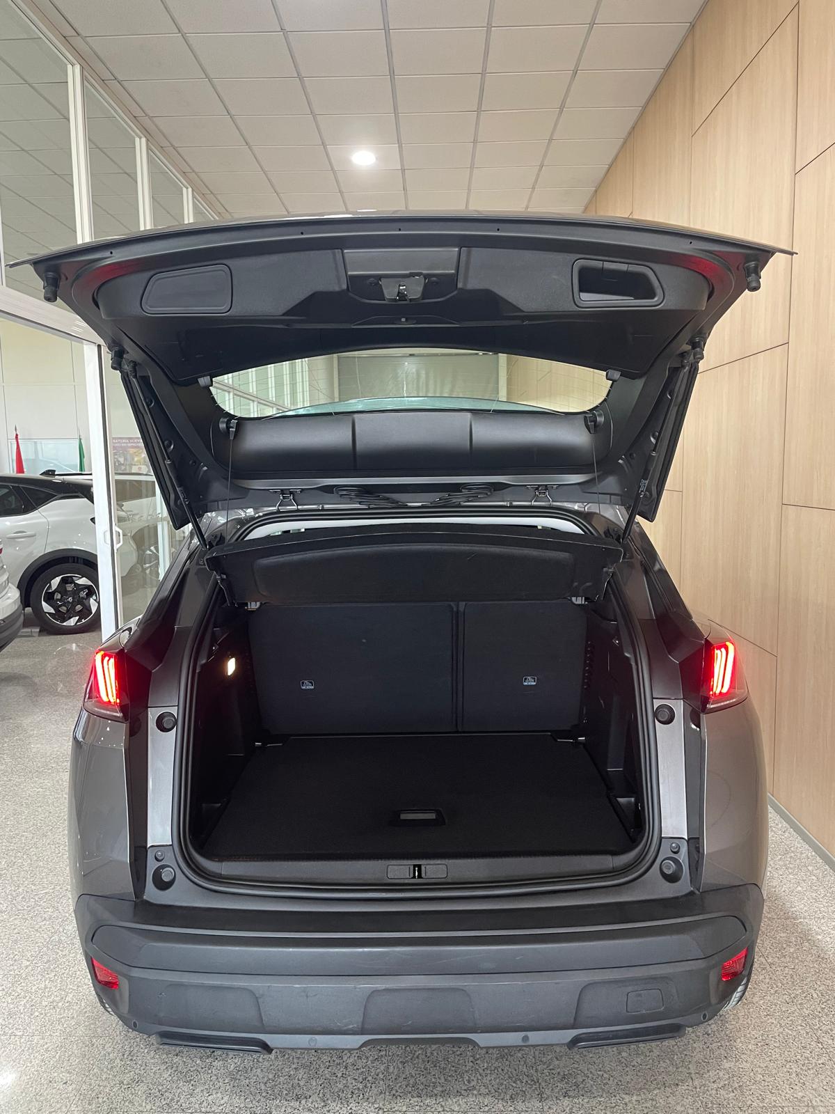 PEUGEOT 3008 ACTIVE PACK 1.5CC BLUEHDI 130CV AUTOMATICO