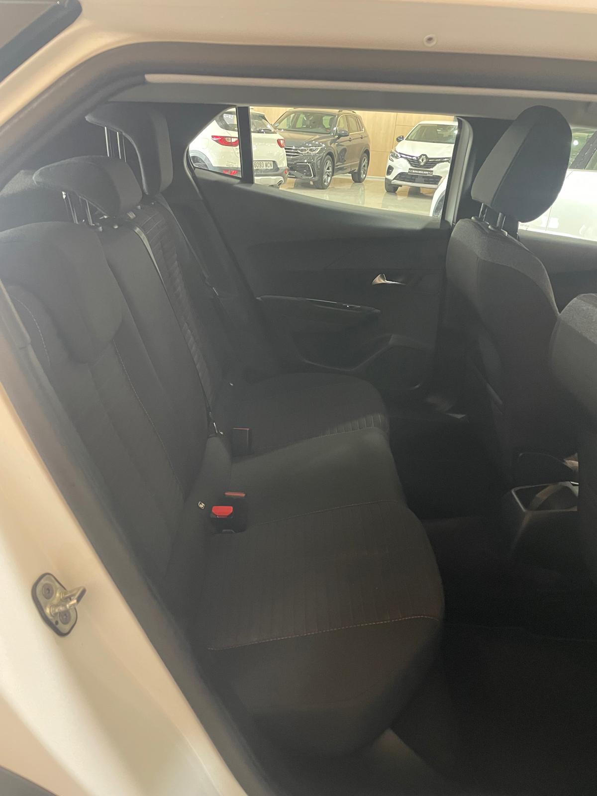 PEUGEOT 2008 ACTIVE PACK 1.5 BLUEHDI 110 CV